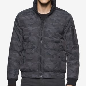 NEW Calvin Klein camo puffer jacket - sz Large